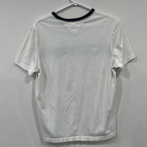 Tommy Hilfiger T Shirt - Picture 3 of 3